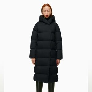 Aritzia Babaton The Duvet Puffer XS Black